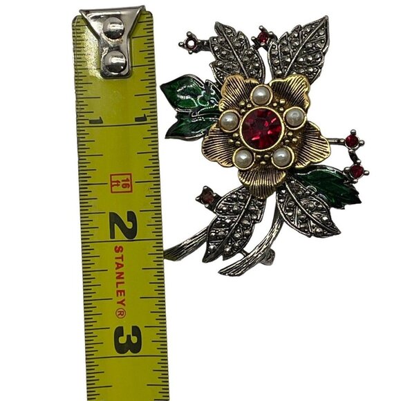 Vintage Avon Festive Floral Brooch Pin Faux Pearl Red Rhinestones - Picture 2 of 13